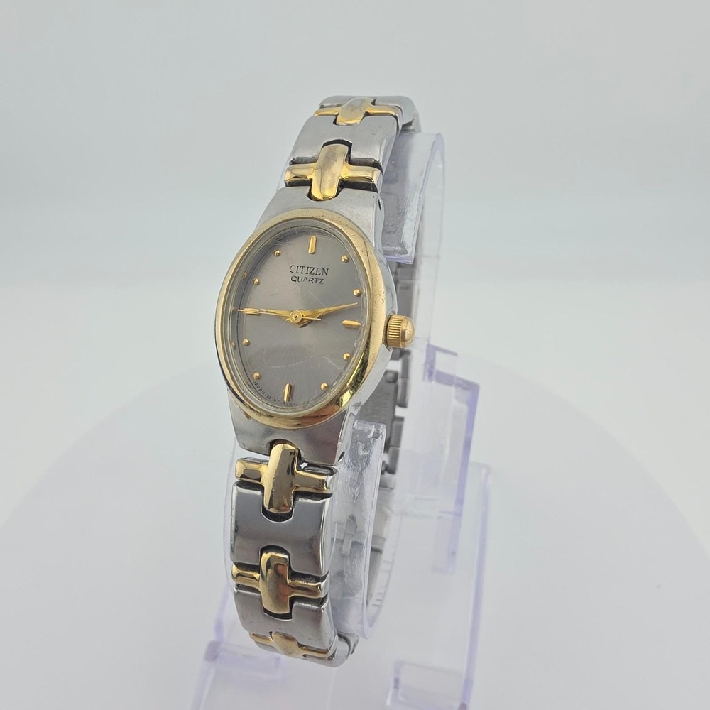 Vintage CITIZEN Ladies Watch Elegance Crossbar Link Band Silver & Gold Tone 7"